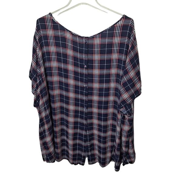 Torrid 5 Women 5x 28W Navy Blue Plaid Abbey Gauze Lightweight Button Back Blouse - Picture 4 of 7